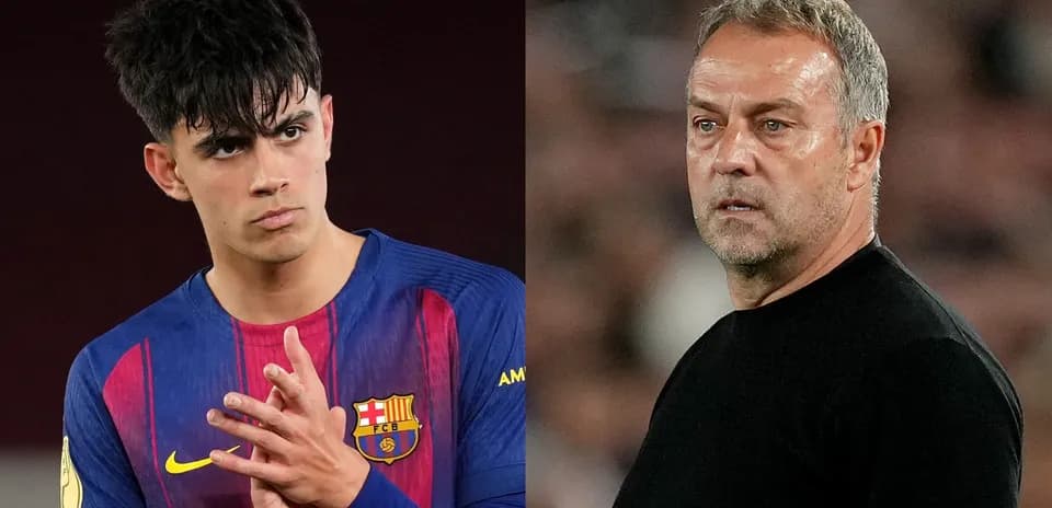 Jugador del FC Barcelona y entrenador en partido