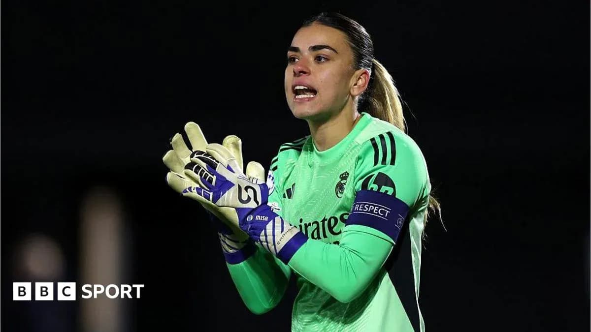 Portera de Real Madrid animando a su equipo