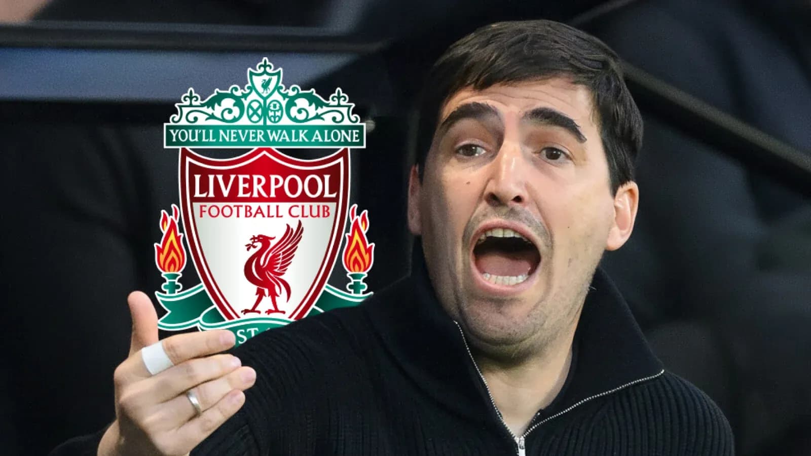 Entrenador de Liverpool gesticulando durante el partido