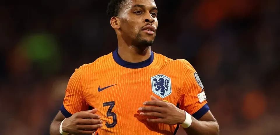Jugador de la selección de Países Bajos en acción