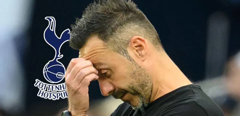Entrenador de Tottenham Hotspur con expresión preocupada