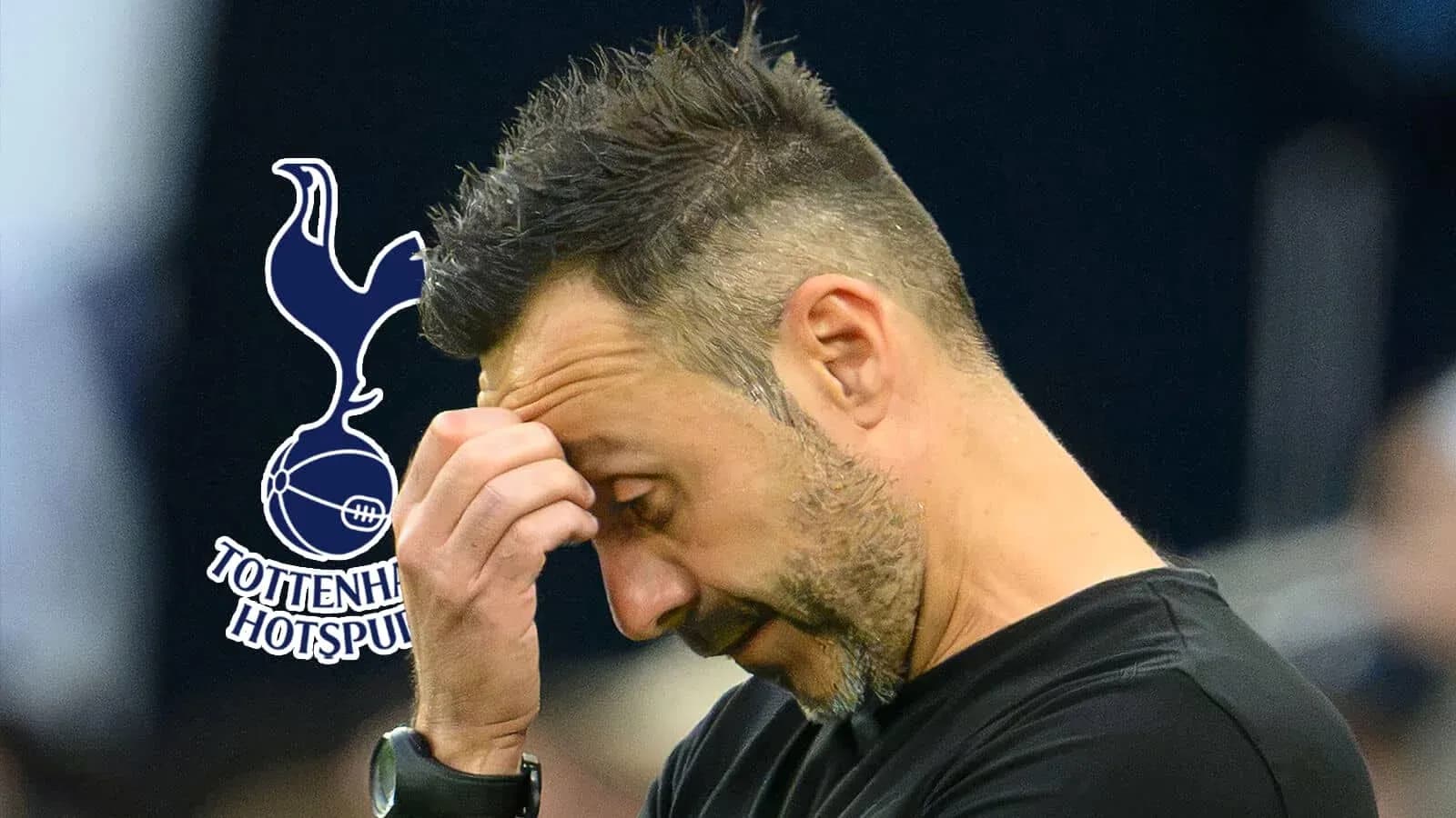 Entrenador de Tottenham Hotspur con expresión preocupada