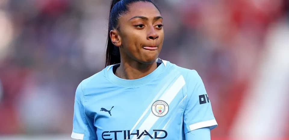 Jugadora de Manchester City en el campo durante el partido