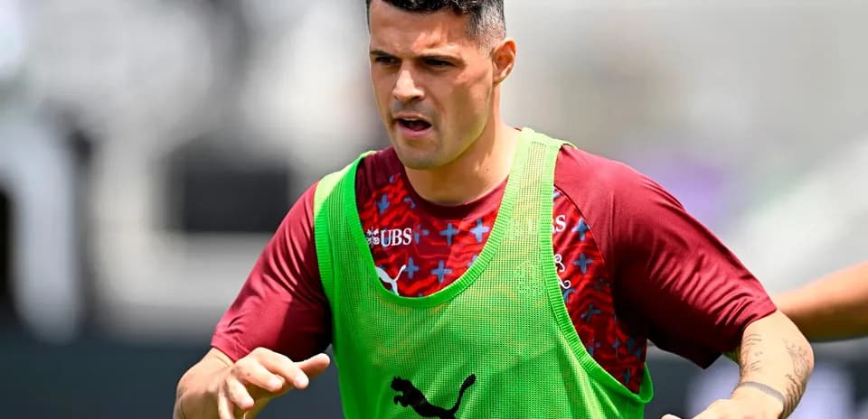 Jugador entrenando con camiseta de Suiza