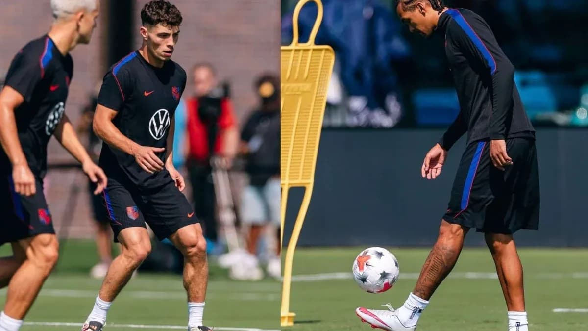 Jugadores entrenando con balón en sesión de práctica