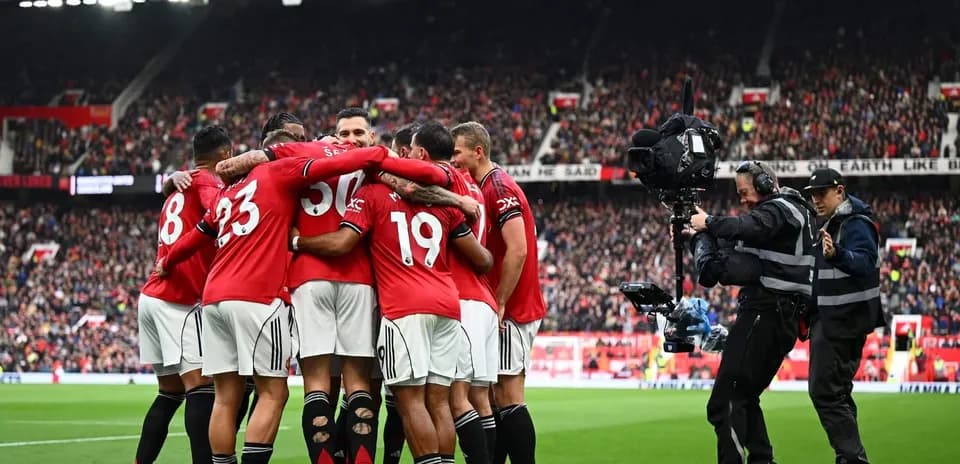 Jugadores del Manchester United celebrando un gol