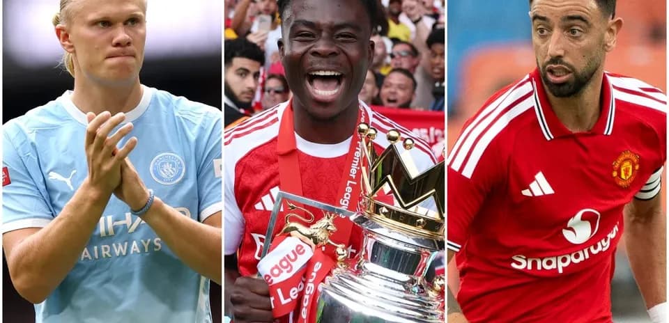 Tres futbolistas posando: uno con camiseta de Manchester City, uno sosteniendo trofeo y otro con camiseta de Manchester United