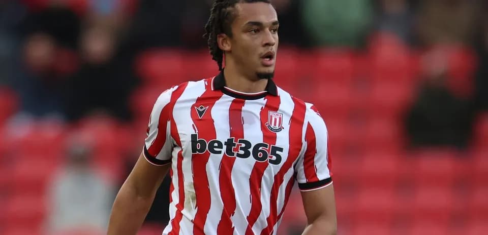 Jugador de Stoke City en acción durante el partido