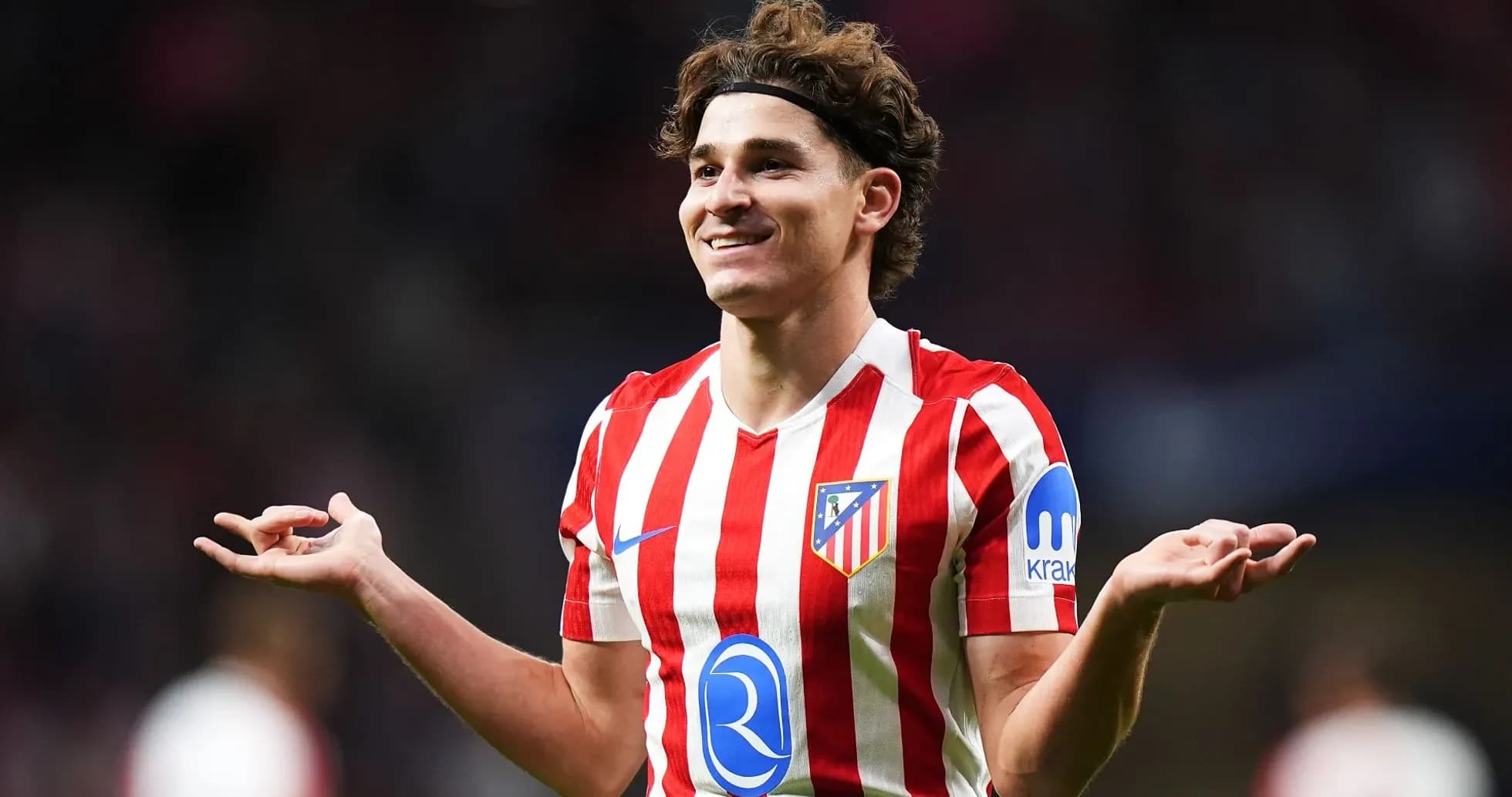 Jugador de Atlético de Madrid en acción durante el partido