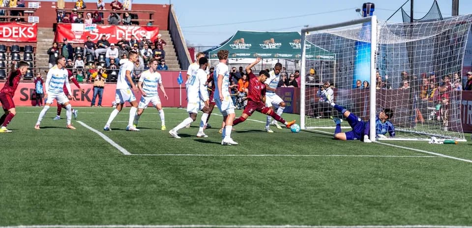 Gol de Sporting JAX en el partido contra Detroit City