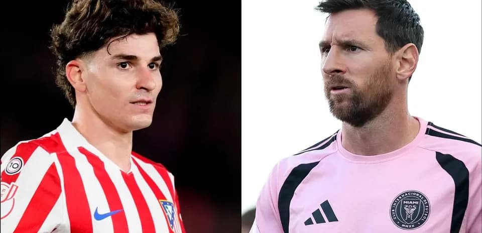 Jugadores de fútbol en uniforme, cara a cara