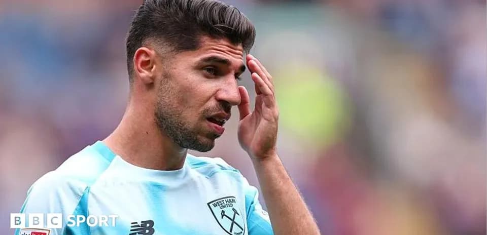 Jugador de West Ham United en la cancha