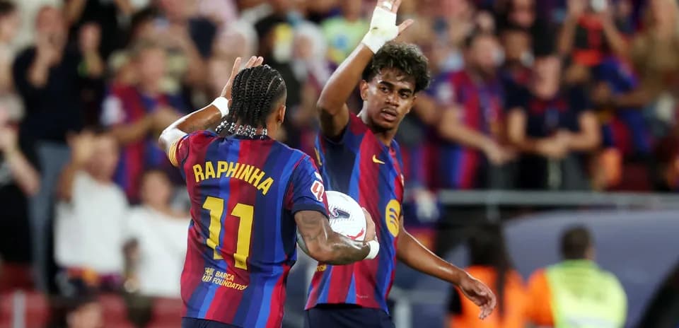 Jugadores del Barcelona celebrando un gol en el partido
