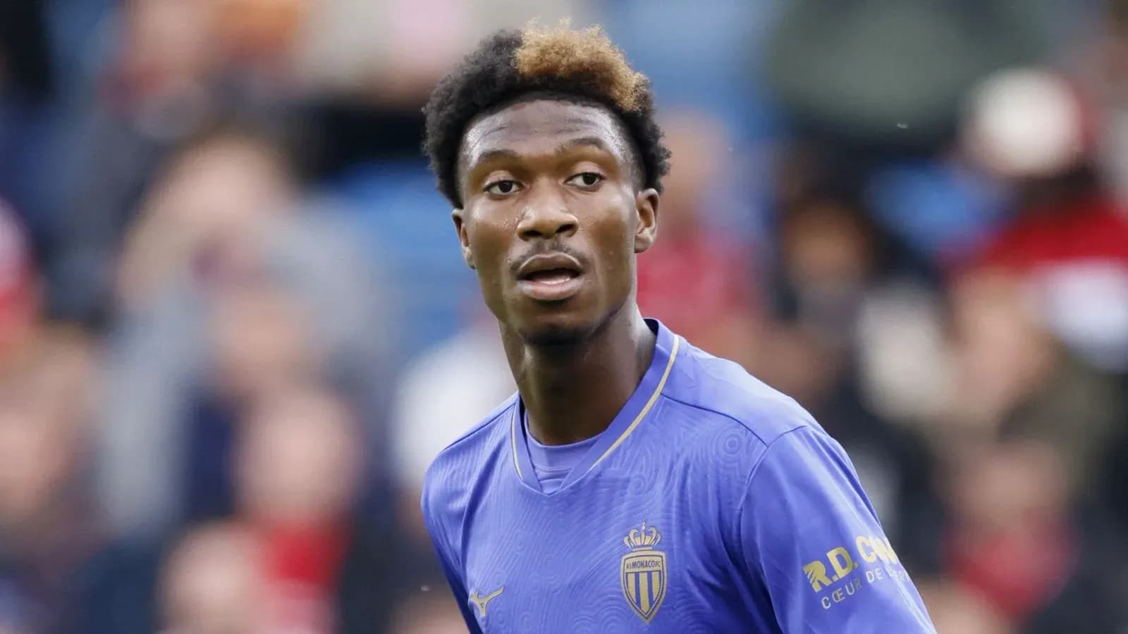 Jugador de AS Monaco en partido en el estadio