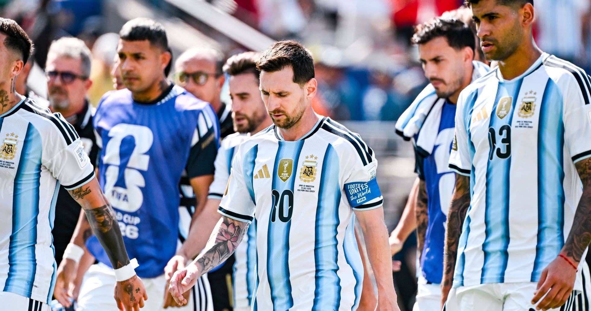 Jugadores de Argentina saliendo al campo de juego