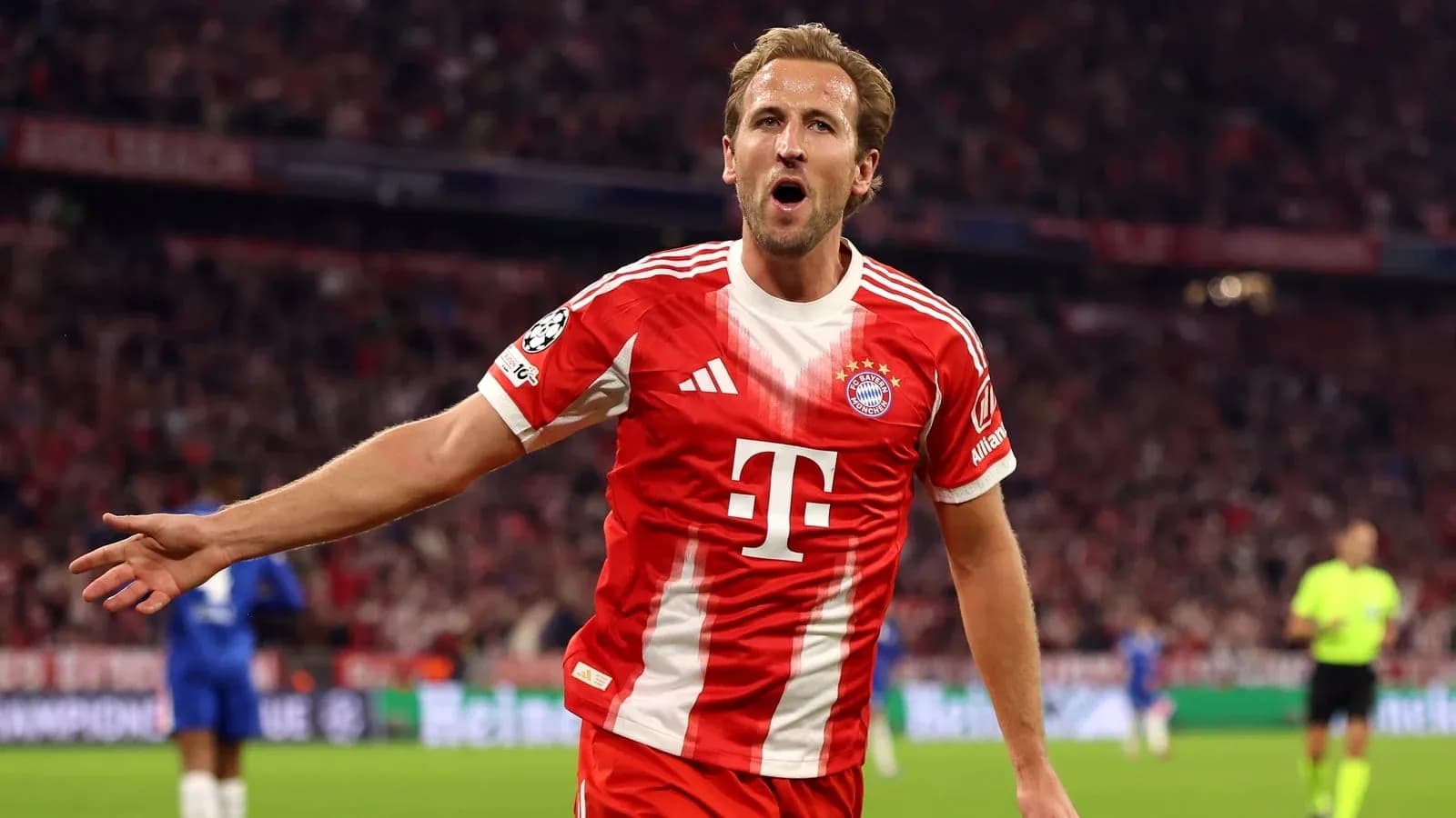 Jugador de Bayern Múnich celebrando un gol en partido