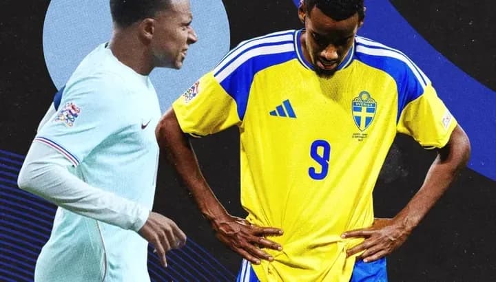 Jugadores de fútbol en acción durante un partido