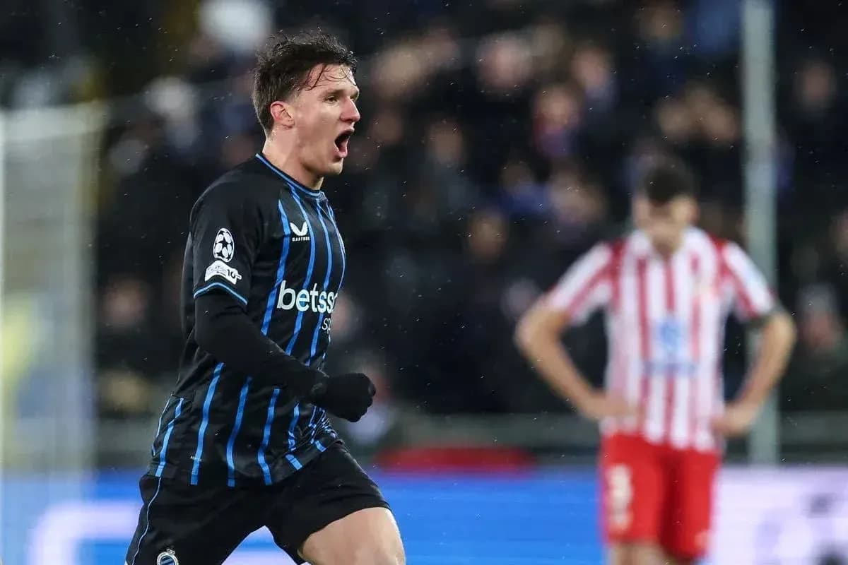 Jugador de Club Brugge celebra un gol