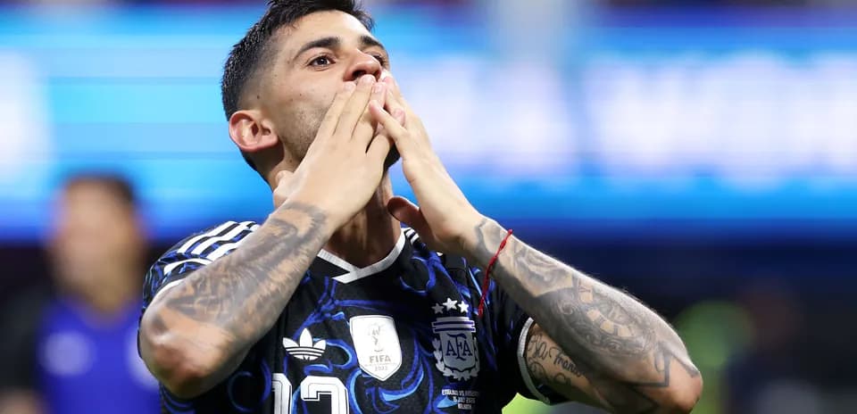 Jugador de Argentina celebrando tras el partido