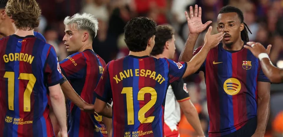 Jugadores de Barcelona celebrando durante un partido