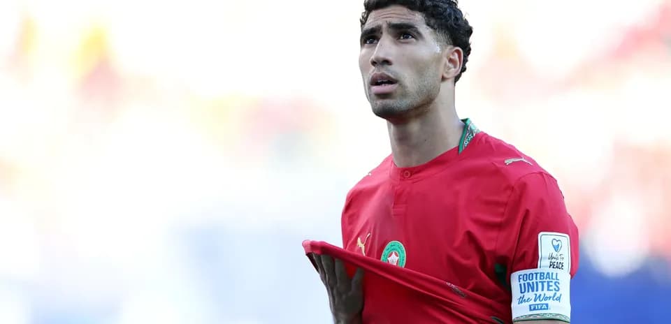 Jugador de Marruecos en el campo durante el partido