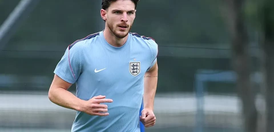 Jugador de Inglaterra corriendo durante entrenamiento