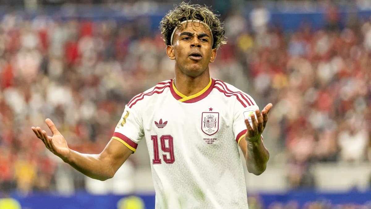 Jugador de España gesticulando durante el partido