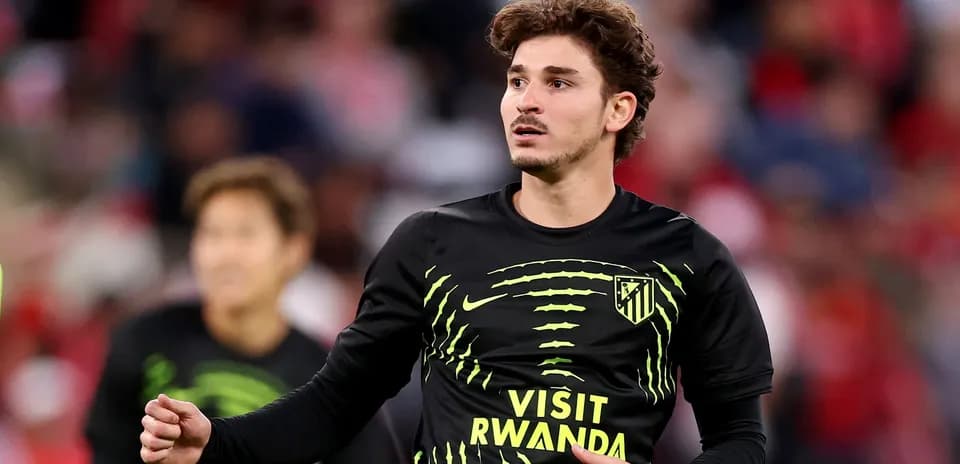 Jugador de Atlético de Madrid en calentamiento previo