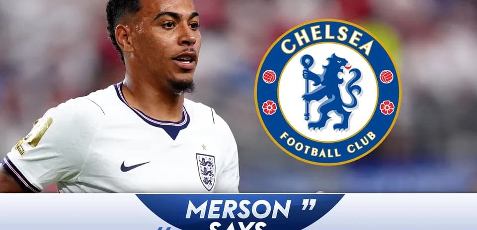 Jugador de Inglaterra con uniforme de fútbol en acción