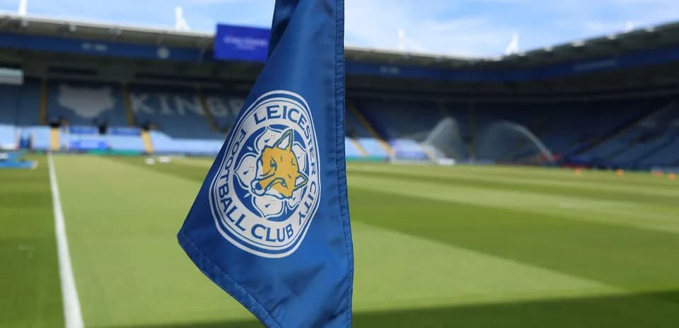 Bandera de Leicester City en el estadio King Power