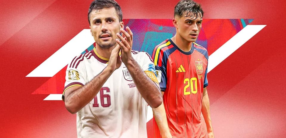 Jugadores de fútbol de México y España en acción