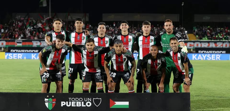 Equipo Palestino posando antes del partido