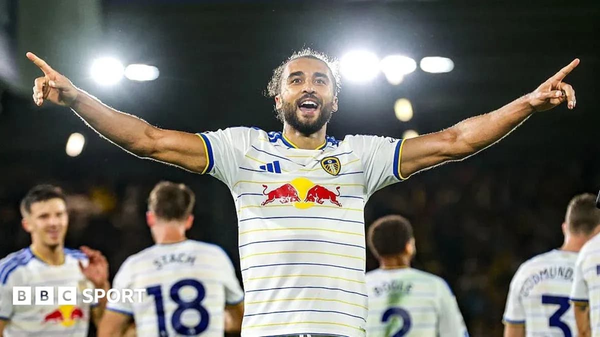 Jugador de Leeds United celebrando un gol en el partido
