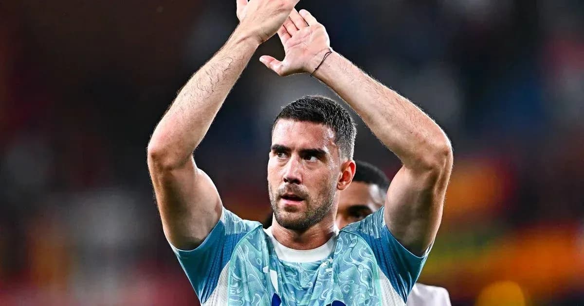 Jugador aplaudiendo al público tras el partido