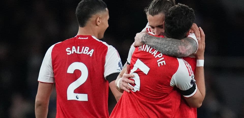 Jugadores del Arsenal celebrando un gol