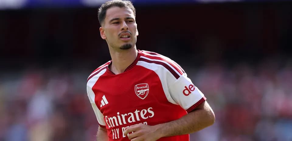 Jugador de Arsenal en el campo durante el partido