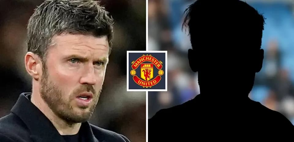 Entrenador de Manchester United con silueta de jugador