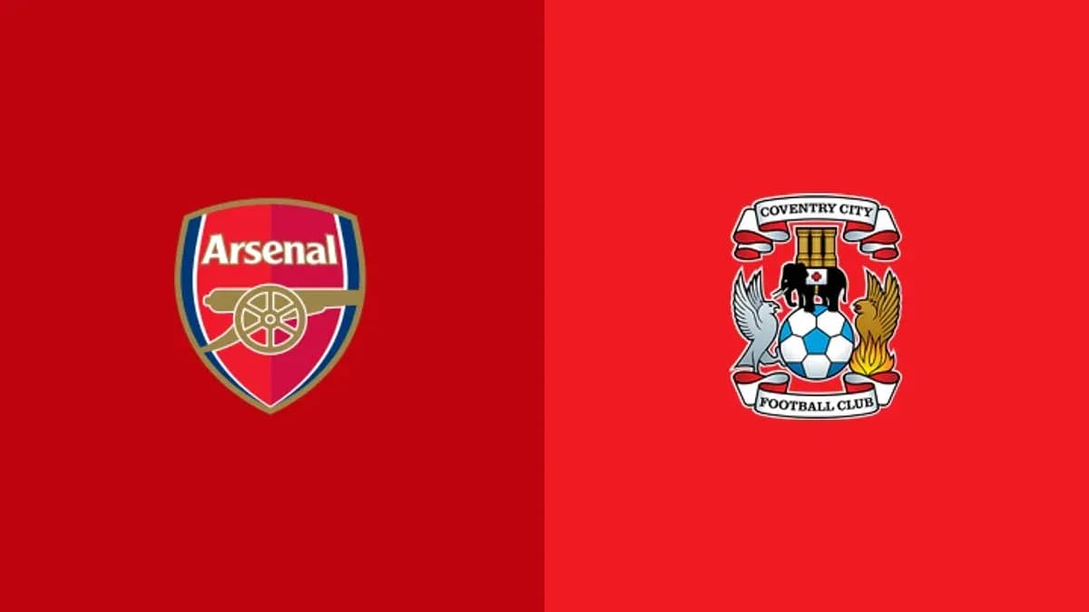 Escudos de Arsenal y Coventry City sobre fondo rojo