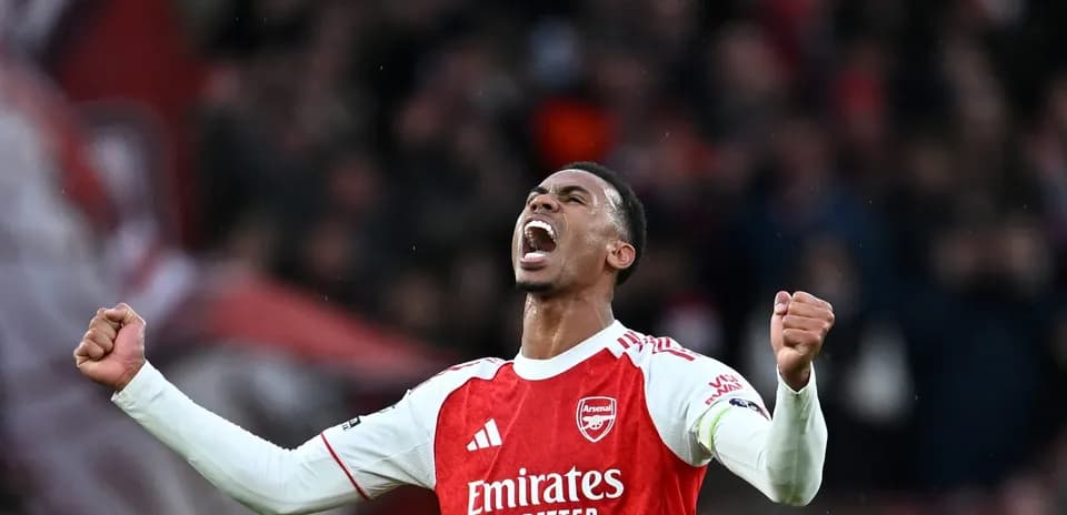Jugador de Arsenal celebrando un gol