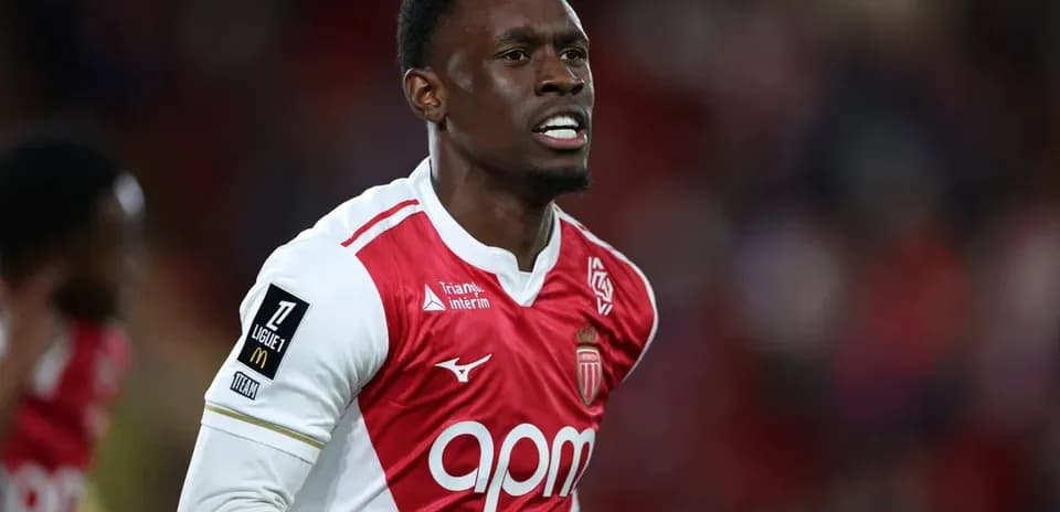Jugador de AS Monaco en acción durante el partido