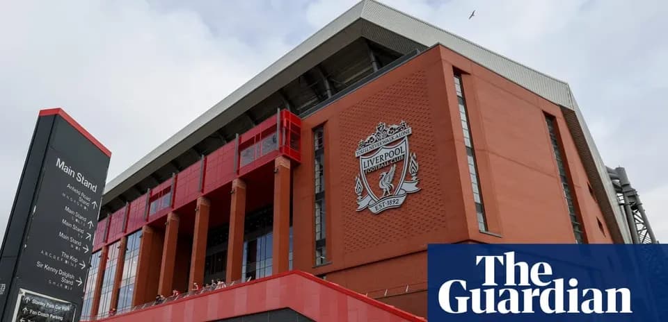 Fachada del estadio Anfield de Liverpool FC