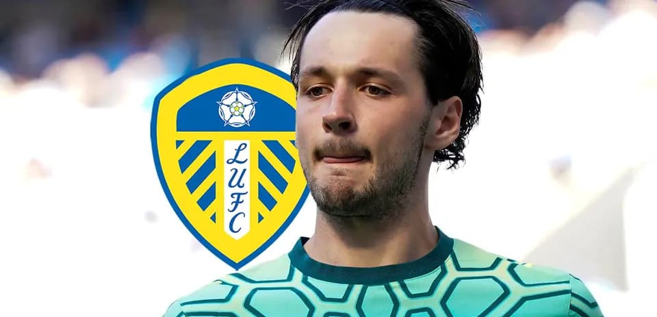 Jugador de Leeds United en uniforme de portero