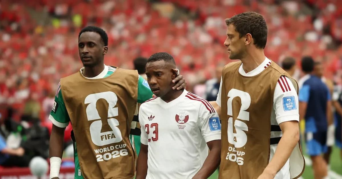 Jugadores en el campo durante el Mundial 2026