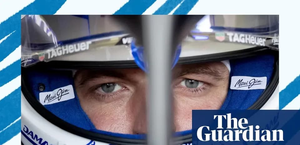Piloto de Fórmula 1 con casco y visera