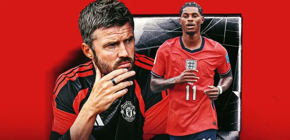Entrenador y jugador de fútbol en fondo rojo