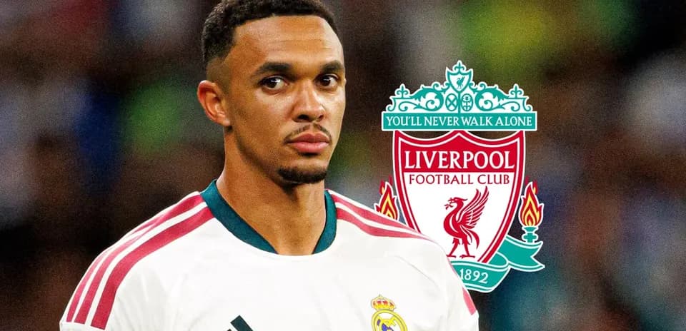 Jugador con camiseta de Real Madrid frente al logo de Liverpool