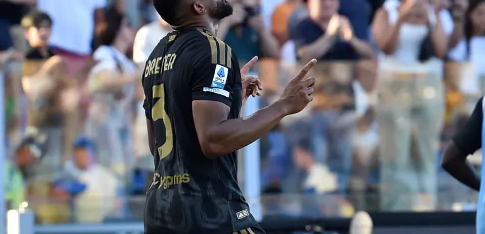 Jugador de Juventus celebrando un gol