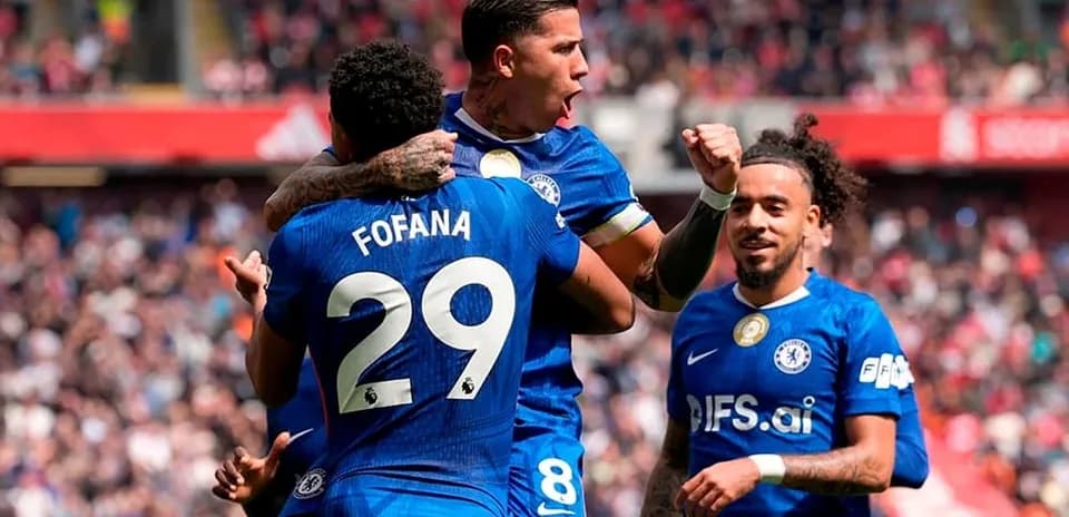 Jugadores del Chelsea celebrando un gol