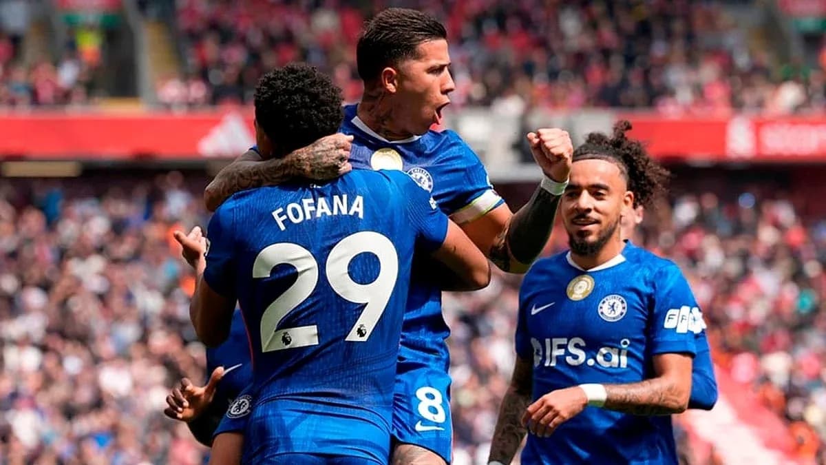 Jugadores del Chelsea celebrando un gol