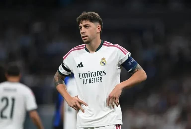 Jugador de Real Madrid en acción durante el partido